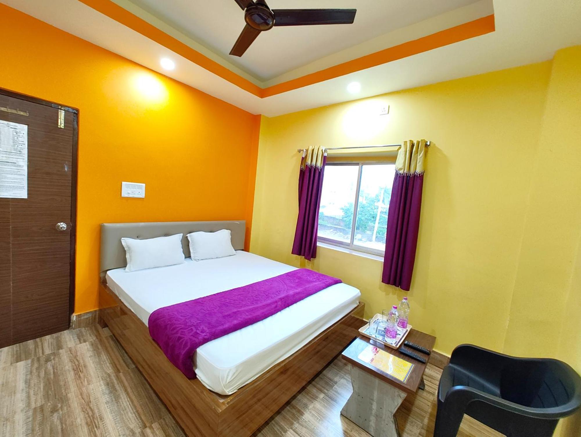 Goroomgo Sahoo Palace Puri - Prime Location Near Sea Beach - Excellent Service With Parking Facilities Exterior foto